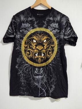 Buffalo Outdoors Black Graphic Lion Medallion T-Shirt Size L